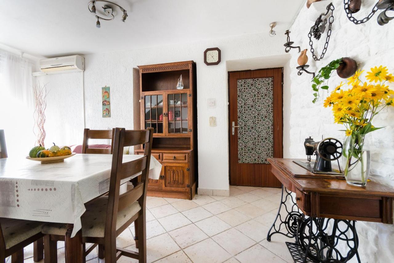 Apartment Josip Plomin Kültér fotó