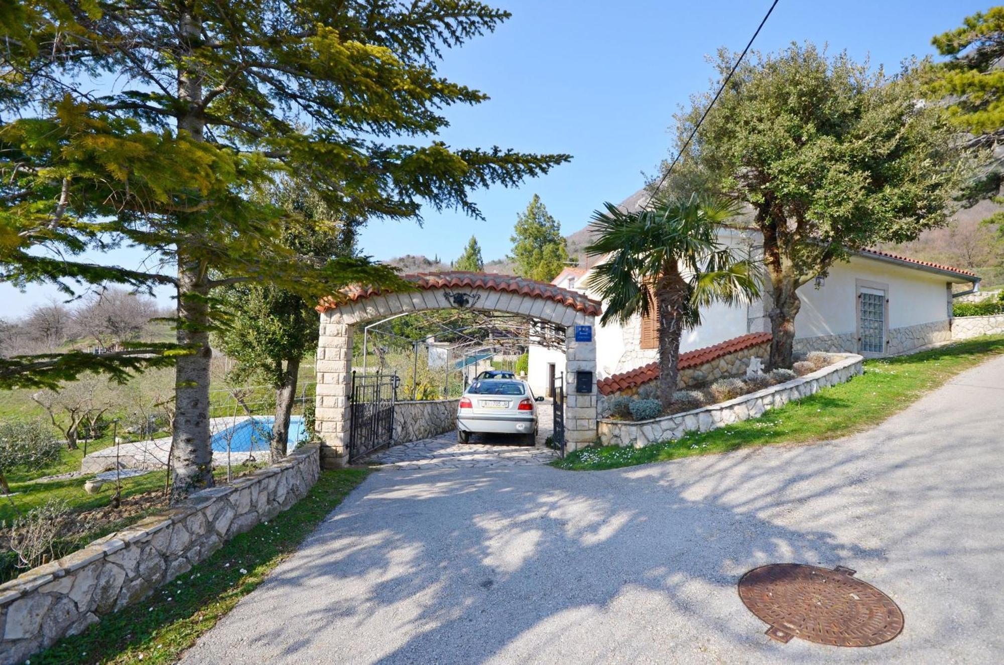 Apartment Josip Plomin Kültér fotó