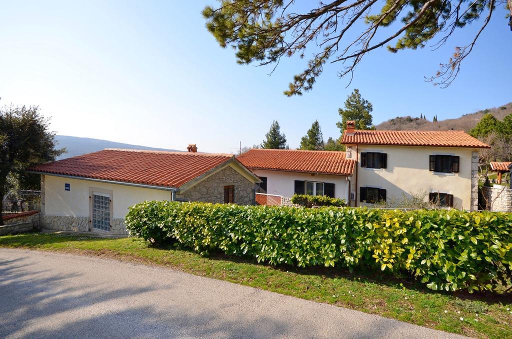 Apartment Josip Plomin Kültér fotó